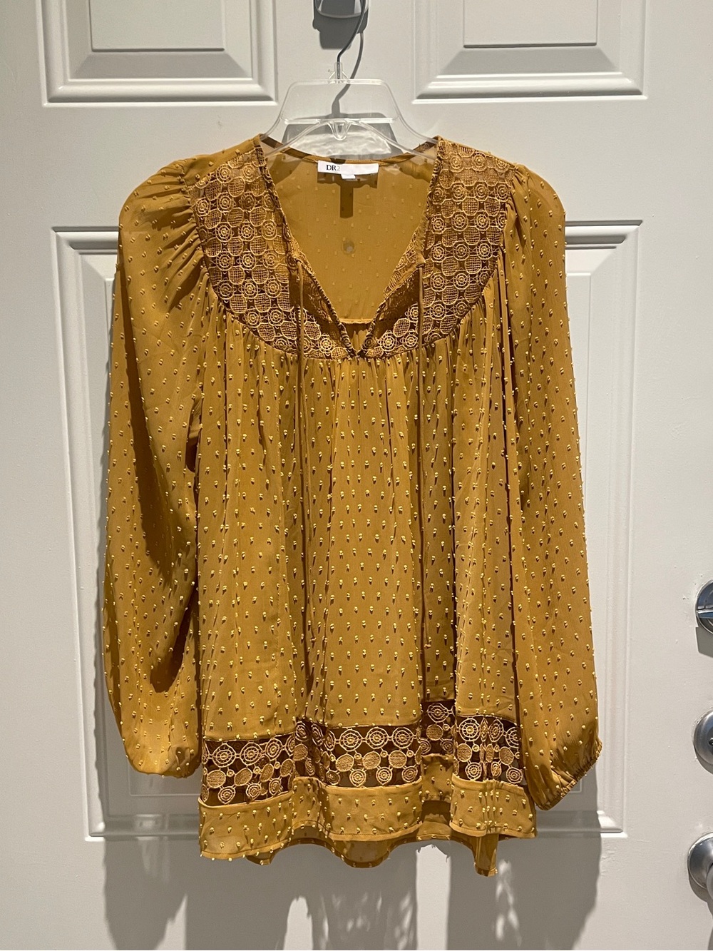 DR2 Mustard Yellow Swiss Dot Print Crochet Trim Peasant Blouse Size Medium